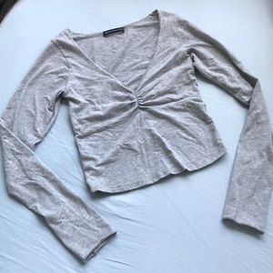 BRANDY MELVILLE Grey Ruched Long Sleeve Crop Top